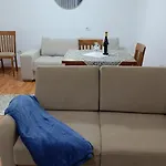 Apartman Cozy Apartment, Free Parking Near Dajti Cable Car, Bunk'art *