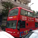 Cozy Apartment, Free Parking Near Dajti Cable Car, Bunk'art Apartman *
