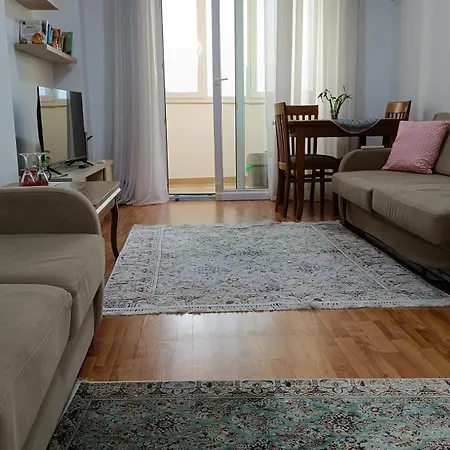 Lägenhet Cozy Apartment, Free Parking Near Dajti Cable Car, Bunk'art *