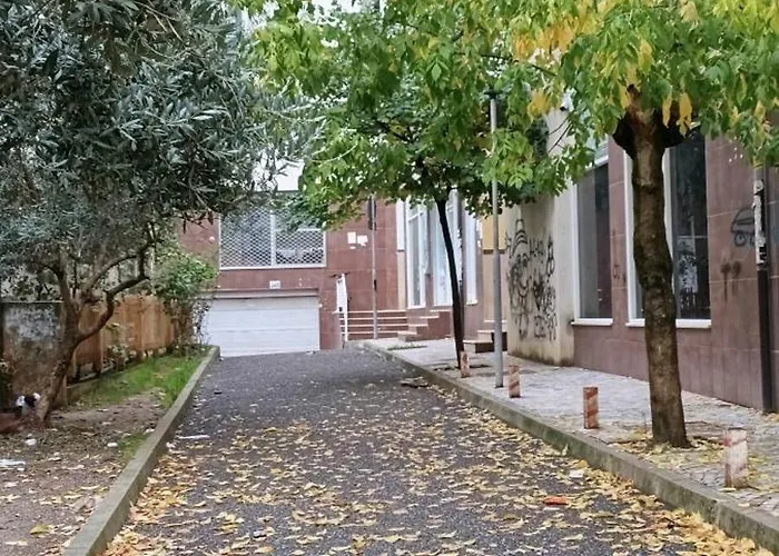 Cozy Apartment Near Fresku, Bunk'Art & Cable Car Apartment Tirana