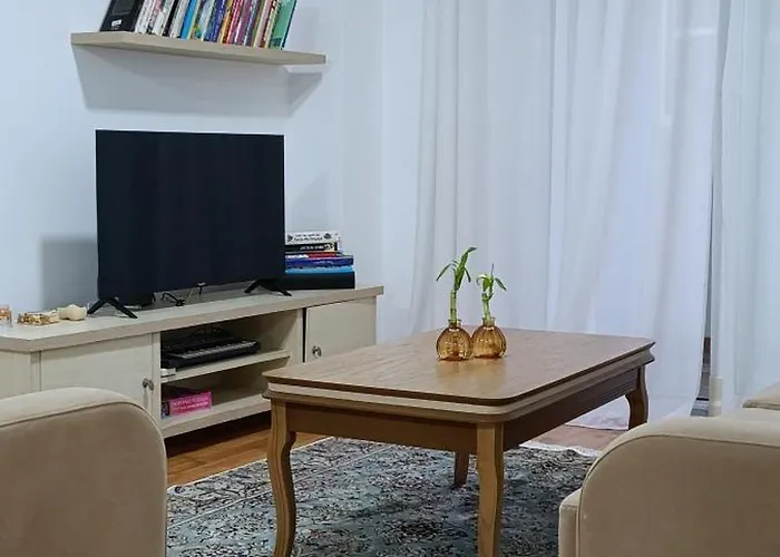 Cozy Apartment, Fresku Bunk'Art & Cable Car Appartement
